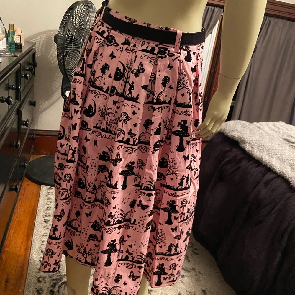 Hell Bunny Pink Anderson Skirt - Picture 5 of 9